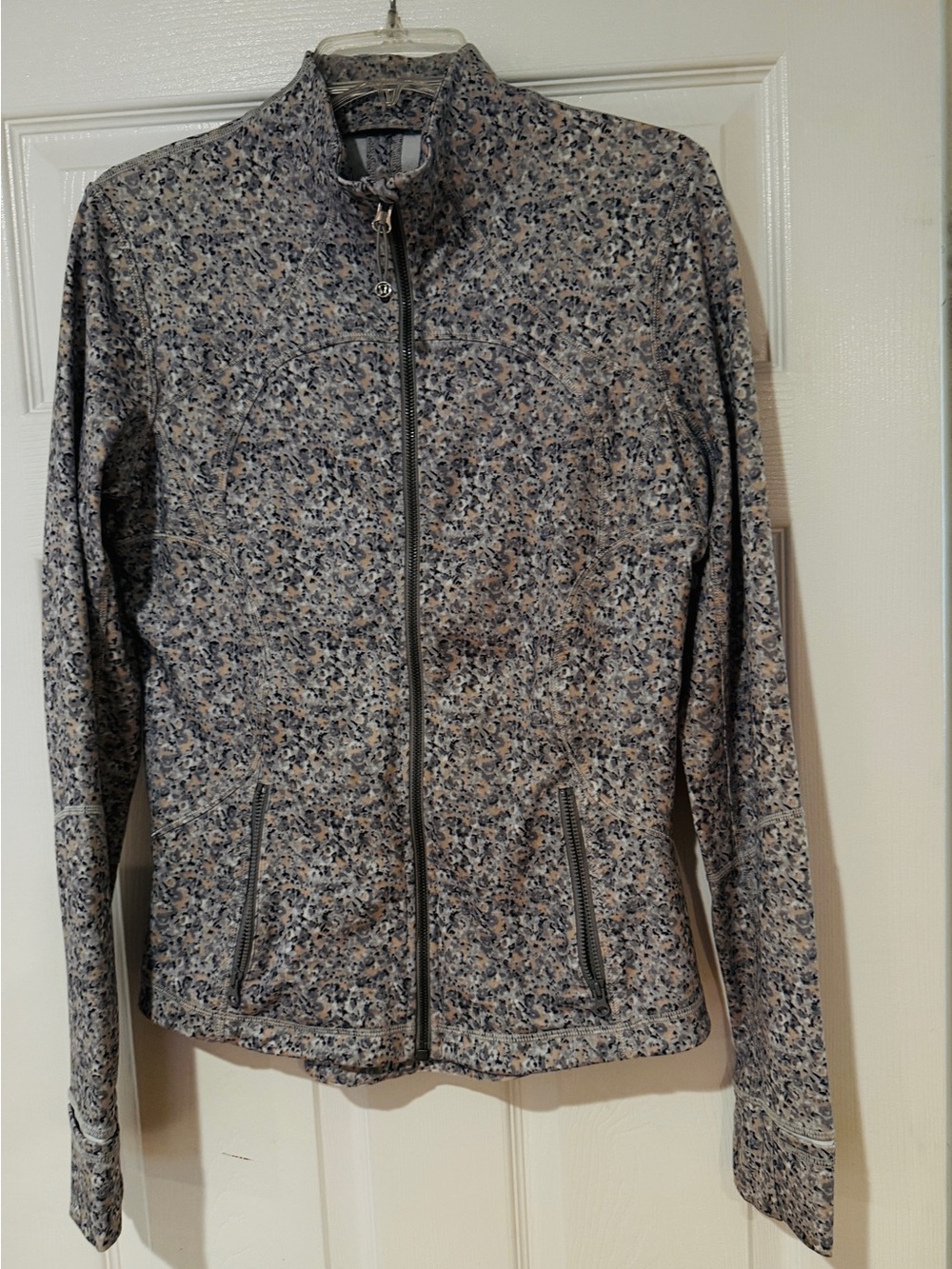 Lululemon Women’s Define Jacket - Petite Fleur Silver Spoon pattern